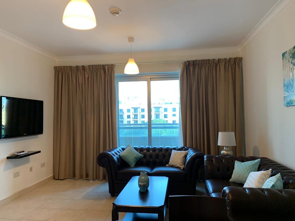 Luxurious 1 Bedroom With Lake View In The Greens - thumb 7