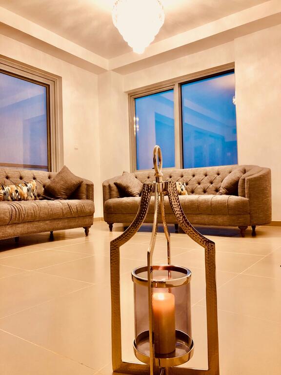 Luxurious 2 Bedroom Apartment - Direct Seaview - thumb 4