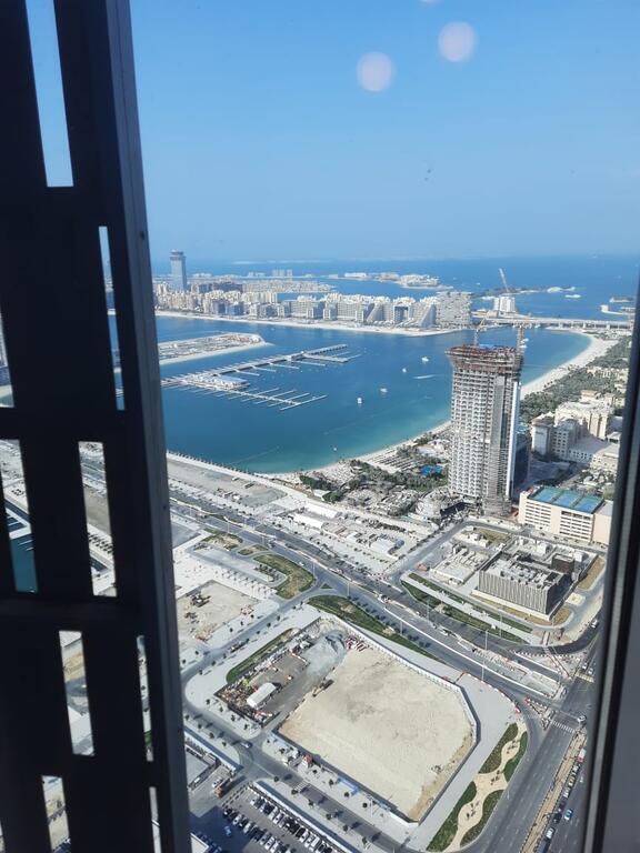 LUXURIOUS 4 BEDROOM WITH Amazing DUBAI EYE VIEW - thumb 3