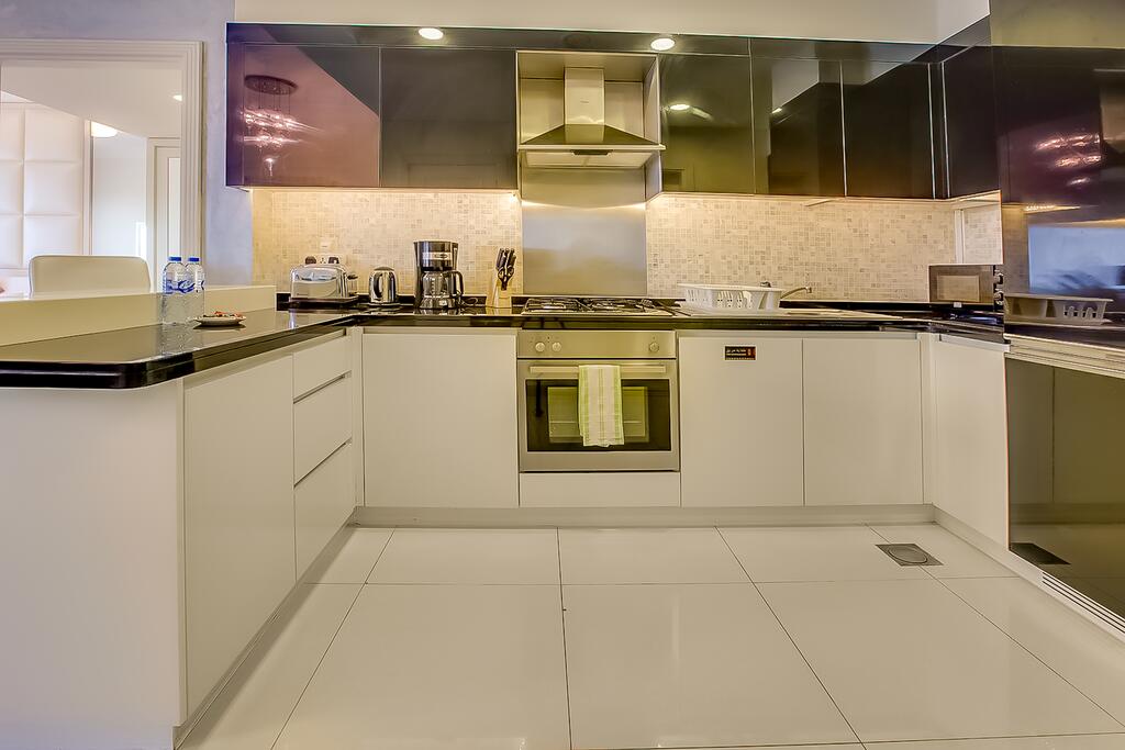 Luxury Apartment In Downtown Near Dubai Mall - thumb 4