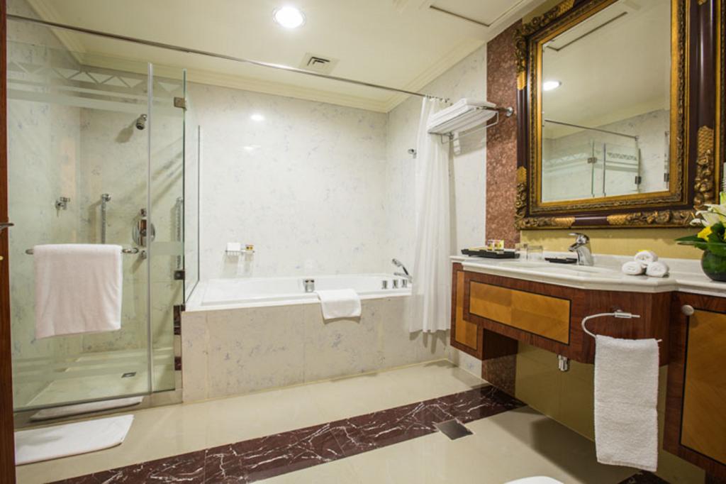 Al Raha Beach Hotel - thumb 7