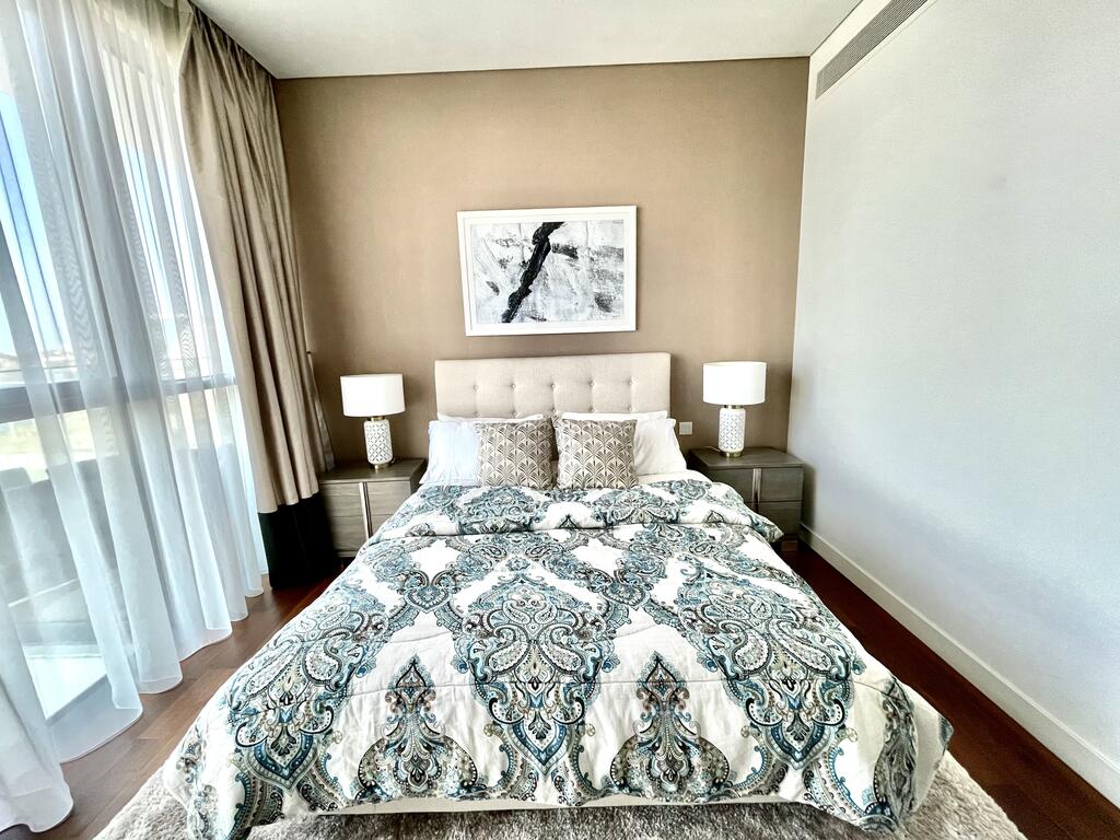 AMAZING 2 BEDROOM + KIDS ROOM-City Walk - thumb 5