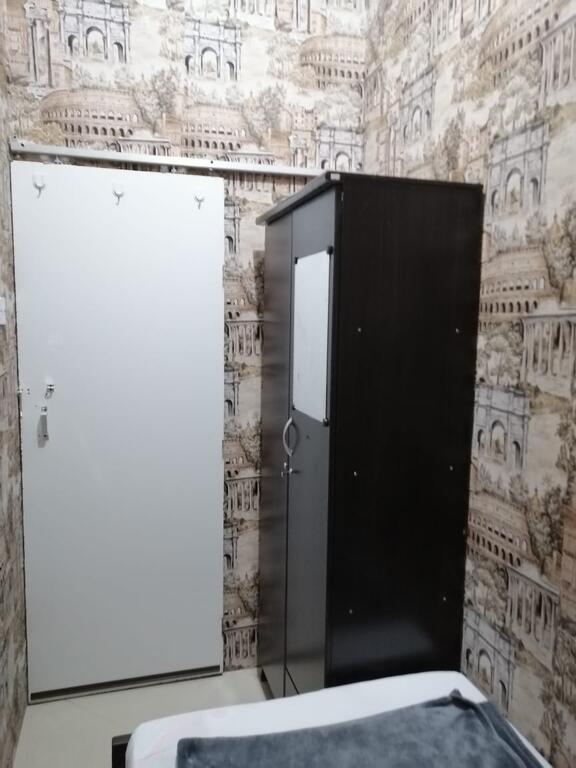 1 - Wael Homes Dubai Close Partition Rooms - Near MOE - 1102 R-2 - thumb 2