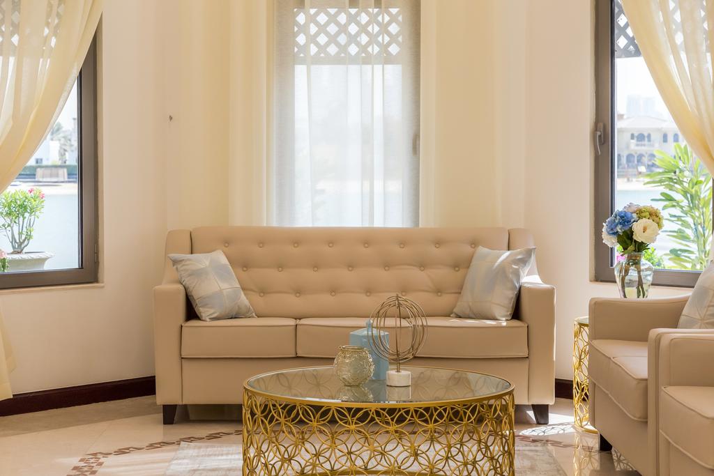 Beautiful 5BR Villa With Private Pool On Palm Jumeirah - thumb 7