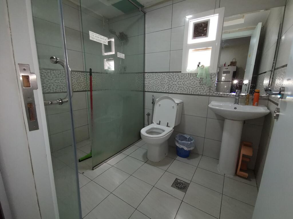 Bed Space For Females Near Metro Station - thumb 4