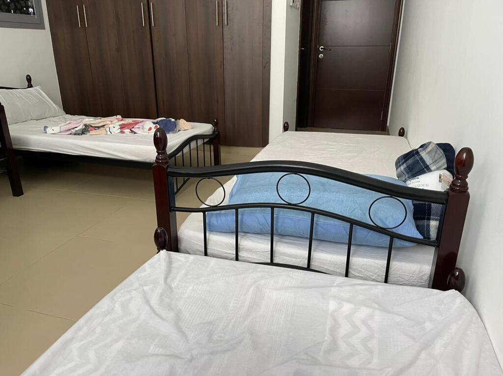 BED SPACE FOR MALE (ASIAN) - thumb 0