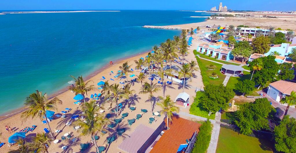BM Beach Resort - thumb 0