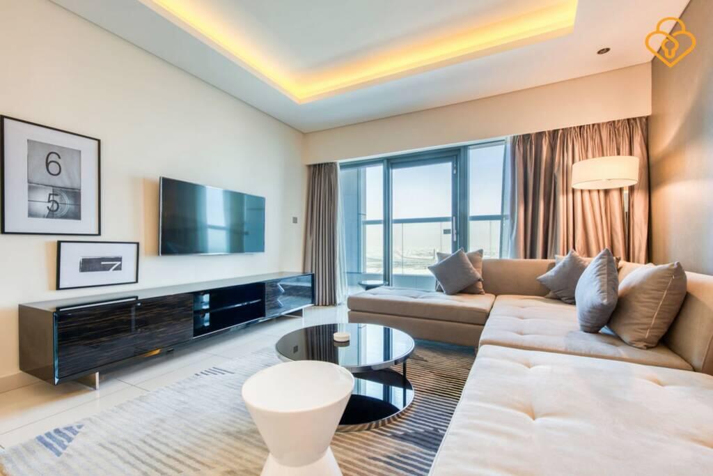 Brand New 1 B/R Apt In Paramount Towers By Damac - thumb 2