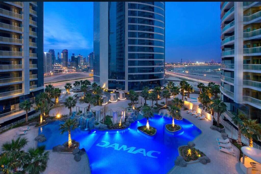 Brand New 1 B/R Apt In Paramount Towers By Damac - thumb 4