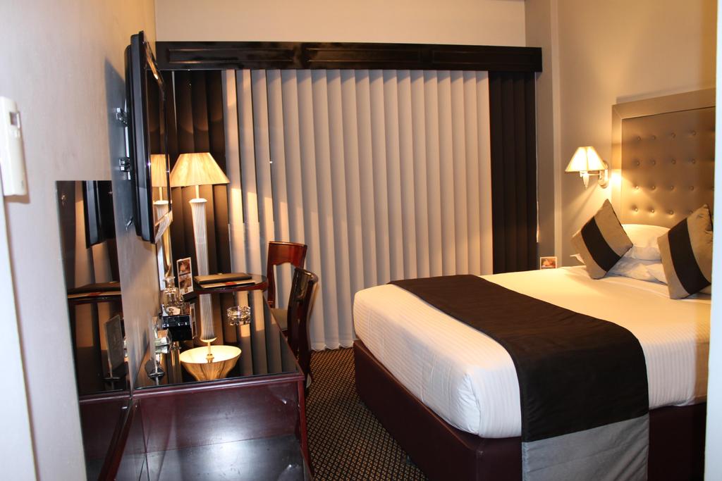 Broadway Hotel - thumb 5