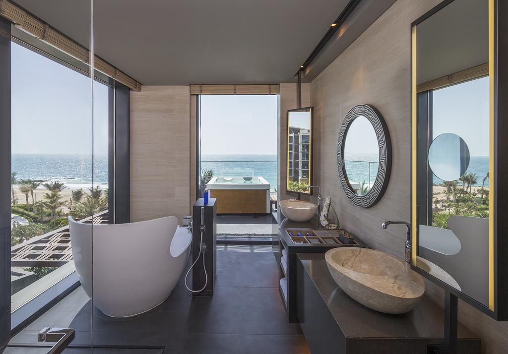 Caesars Palace Bluewaters Dubai - thumb 5