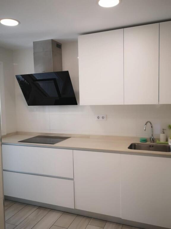 Captivating 3-Bedrooms Apartment In Dby - thumb 10