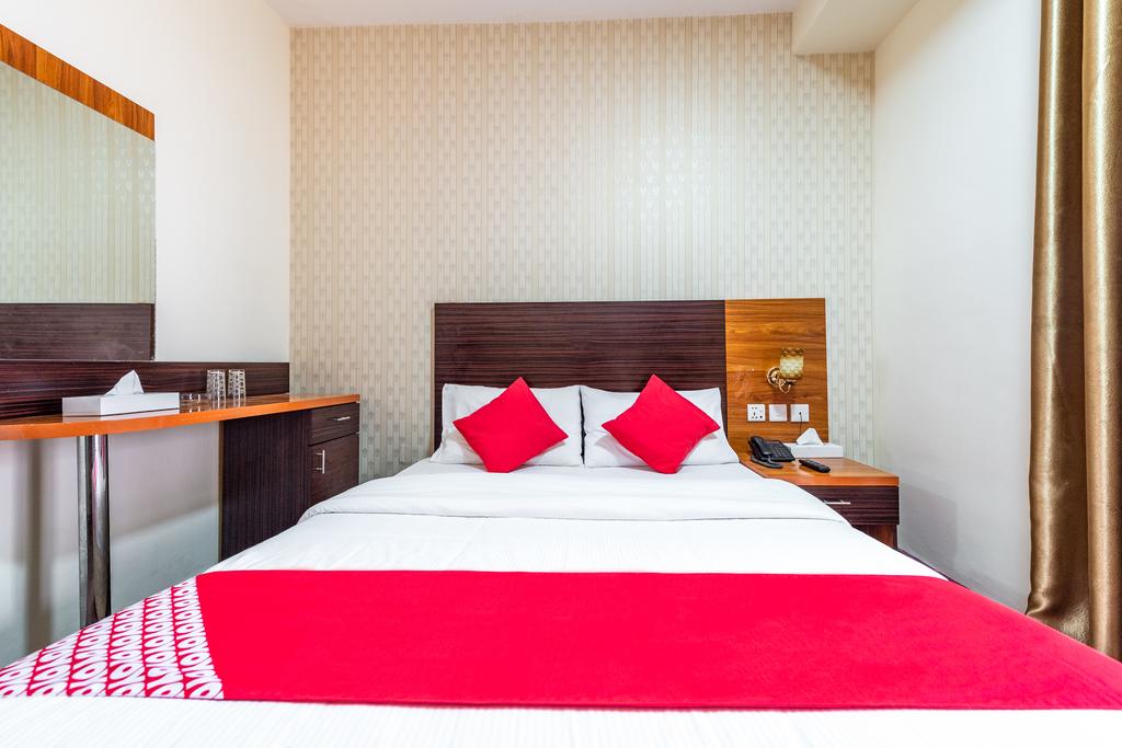 Central Paris Hotel, Baniyas Square - thumb 4