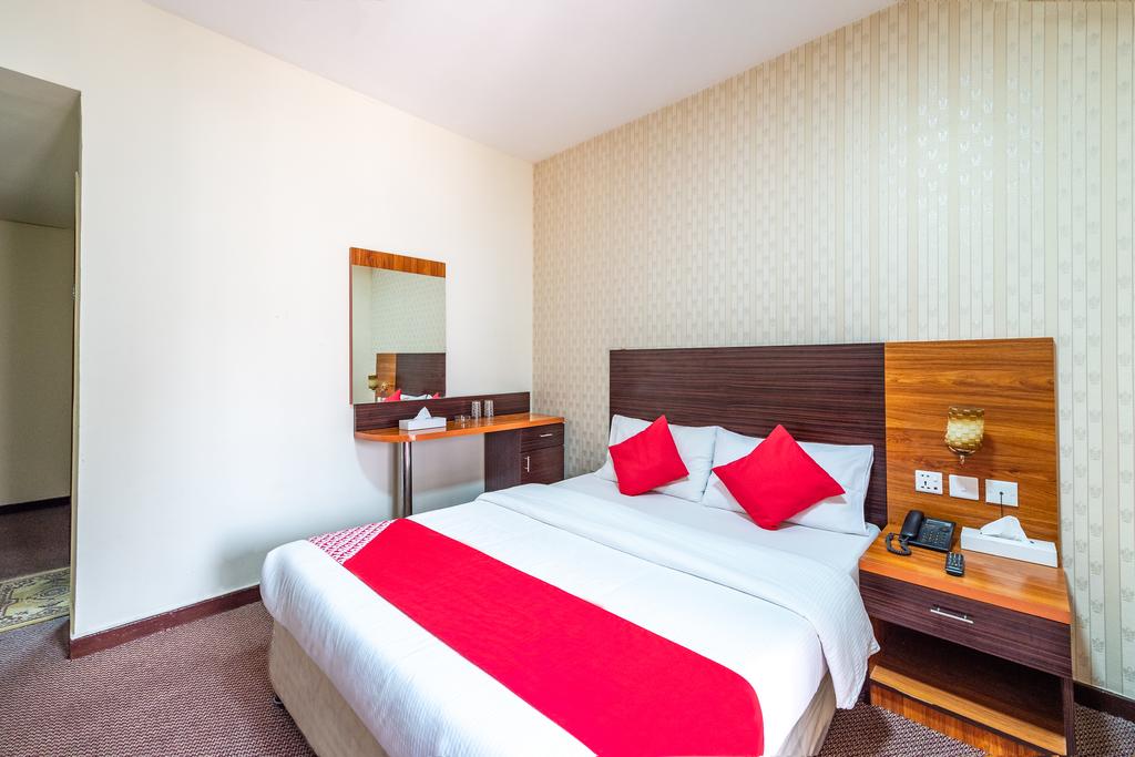 Central Paris Hotel, Baniyas Square - thumb 3