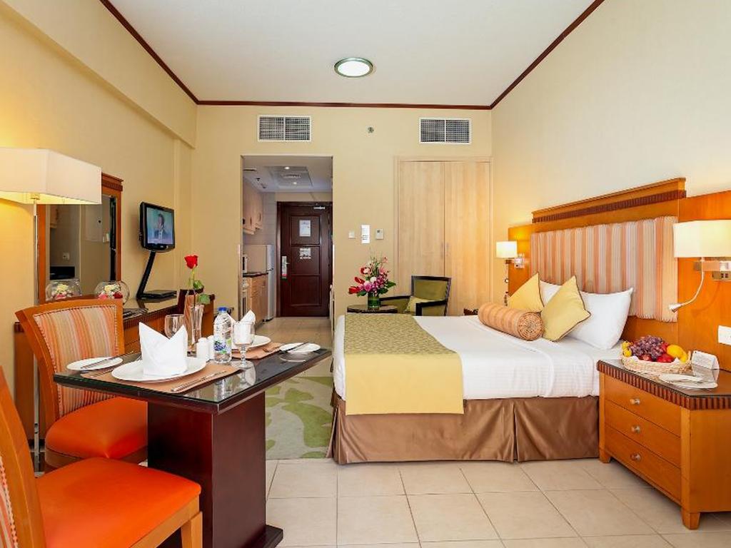Chelsea Gardens Hotel Apartment - thumb 1