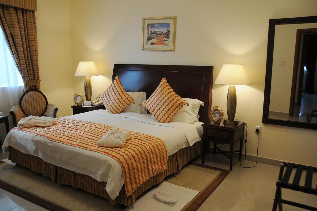 Clifton International Hotel - thumb 5