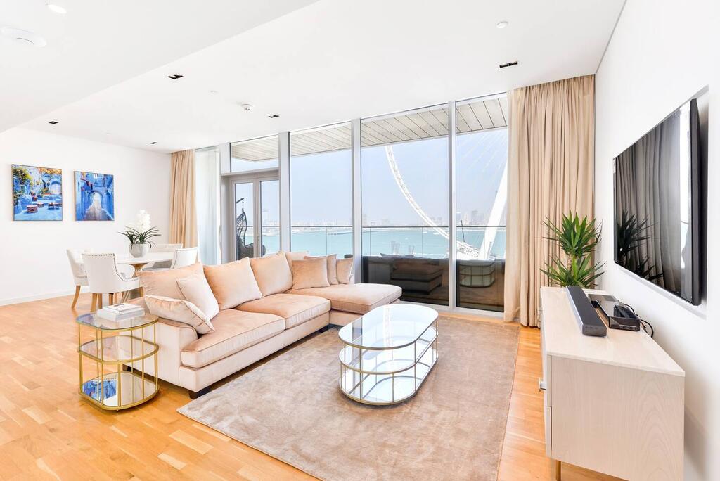 Contemporary Comfy & Deluxe Condo In Bluewaters Island -1002- - thumb 1