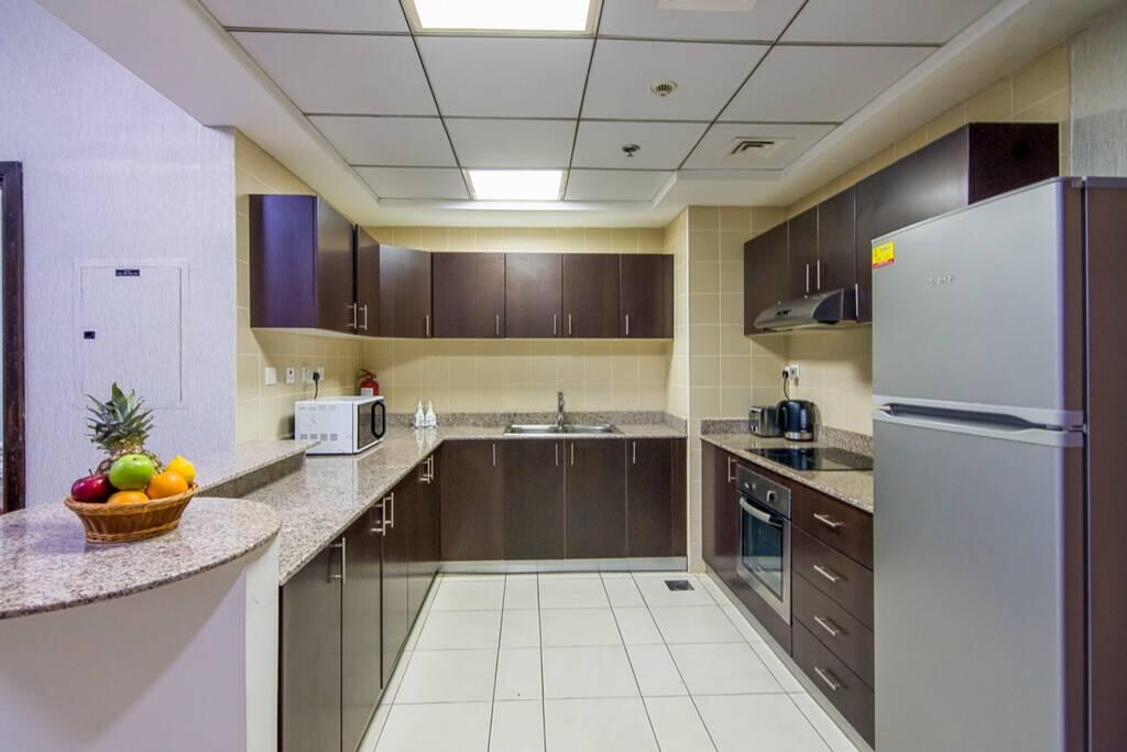 COSILY FURNISHED WELL MAINTAINED 1BED Room - thumb 3