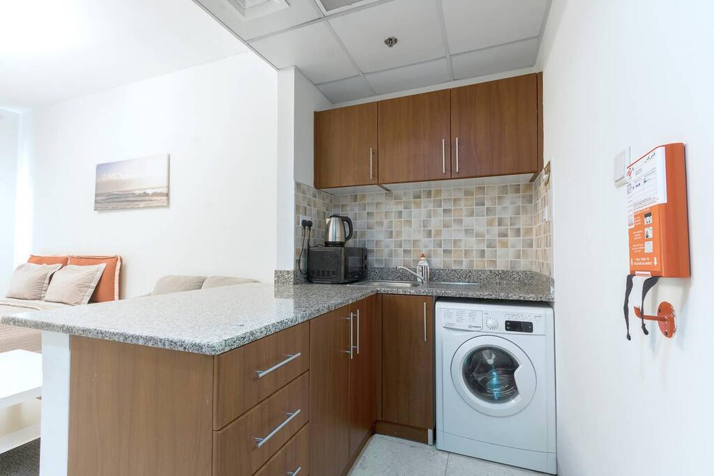 Cosy & Cute Downtown Studio - thumb 7
