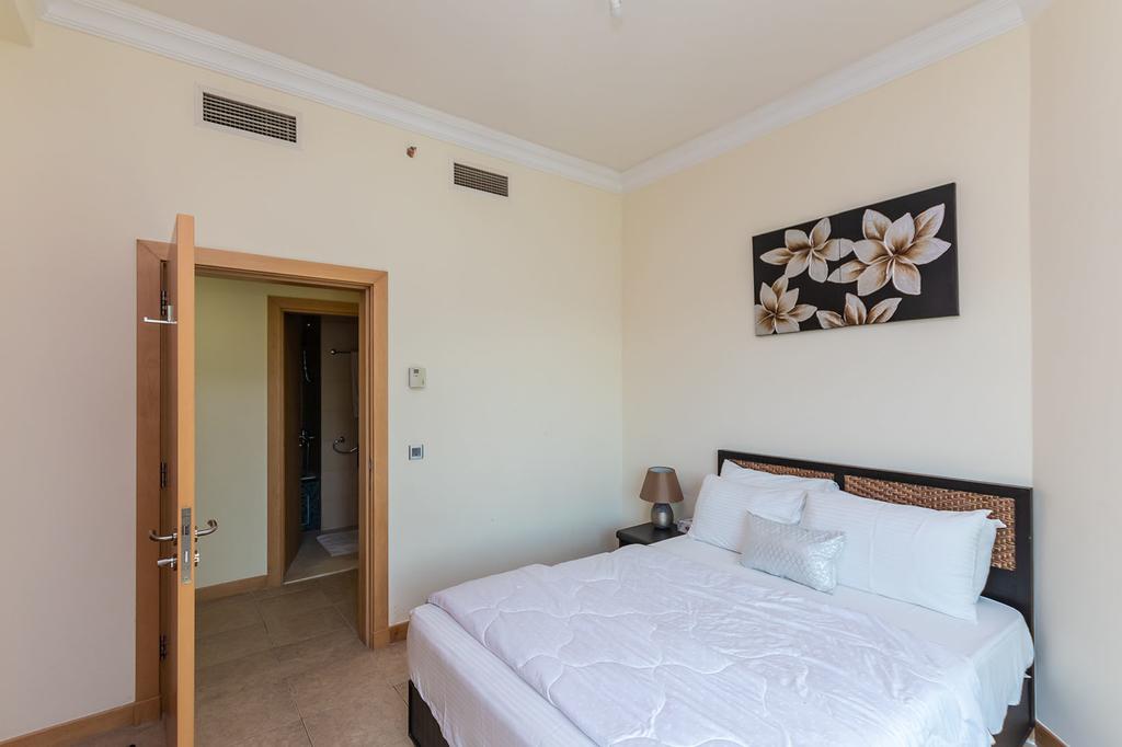 2BR Luxury Deluxe Apartment-Palm Jumeirah - Beach Access 2 Adults And 2 Kids - thumb 2
