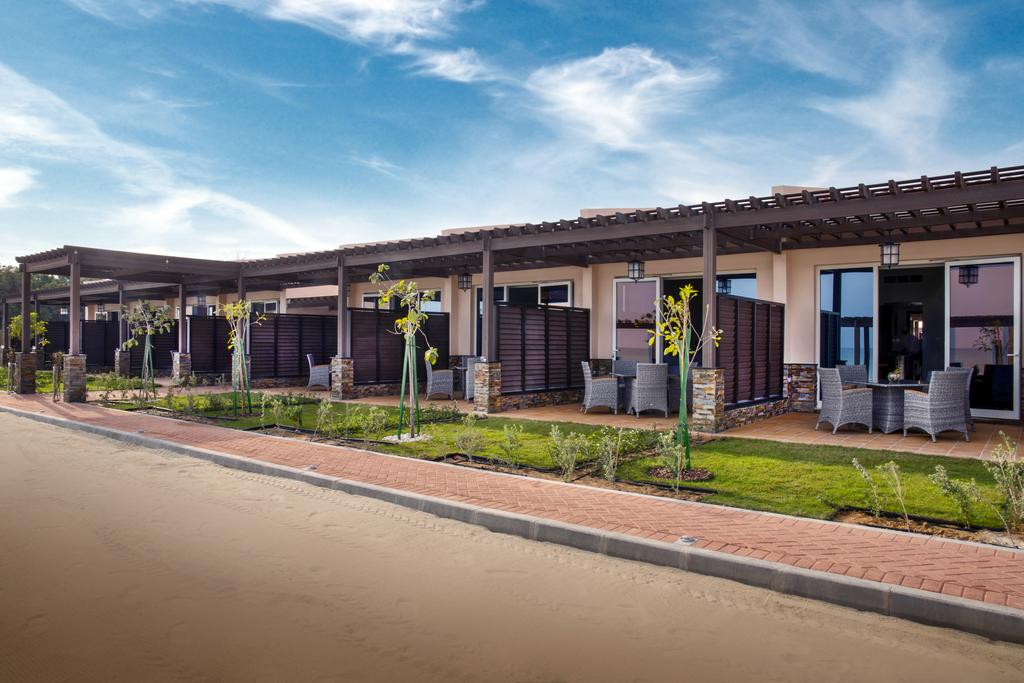 Danat Jebel Dhanna Resort - thumb 2