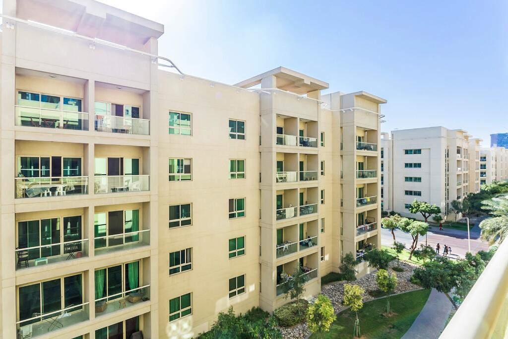 DHH - Comfortable Living In A Large 1 Bed Al Alka - thumb 3