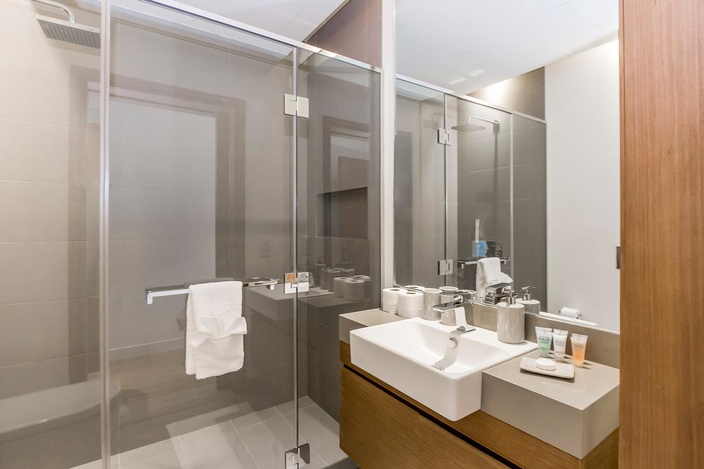 DHH -Bright & Charming, Reasonably Priced Apartment In City Walk Building 22 - thumb 4