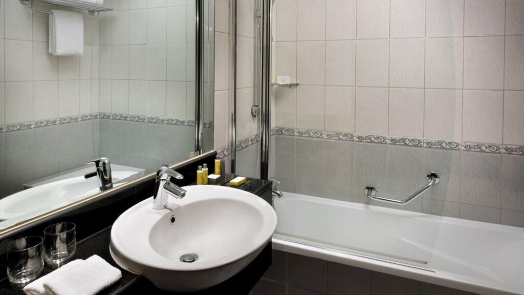 Dubai Marriott Harbour Hotel And Suites - thumb 1