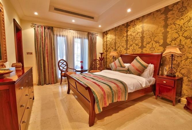 7 Bedroom Beachfront Estate Sleeps 16 - thumb 1