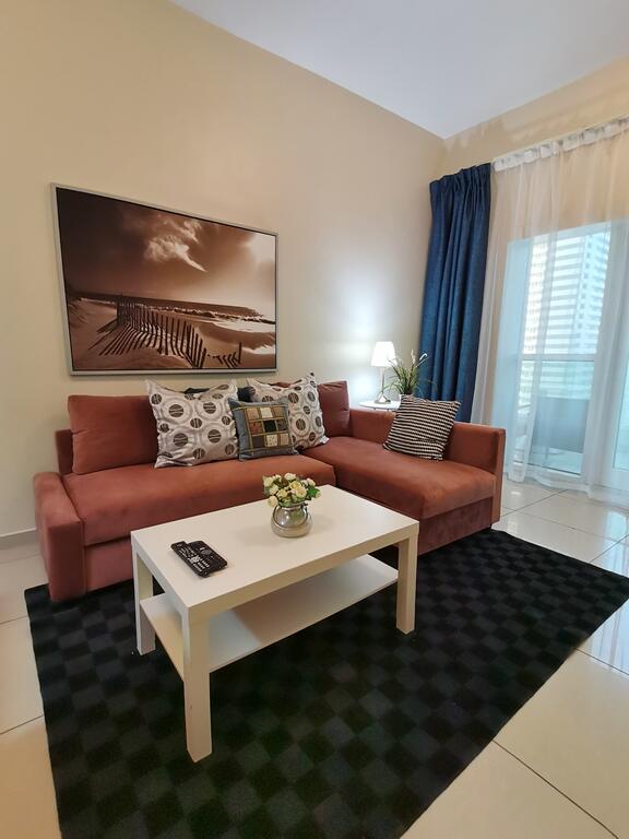 A C Pearl Holiday - Cozy One Bedroom Apartment In Marina - thumb 3