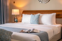 A C Pearl Holiday - Stunning Marina and Sea Views Apartment Accommodation Dubai