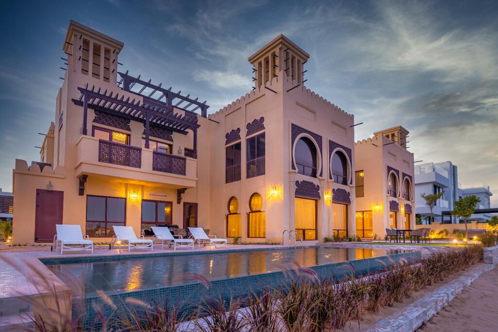 Exclusive 8-Bedroom Villa With Signature Amenities By Luxury Explorers Collection - thumb 3