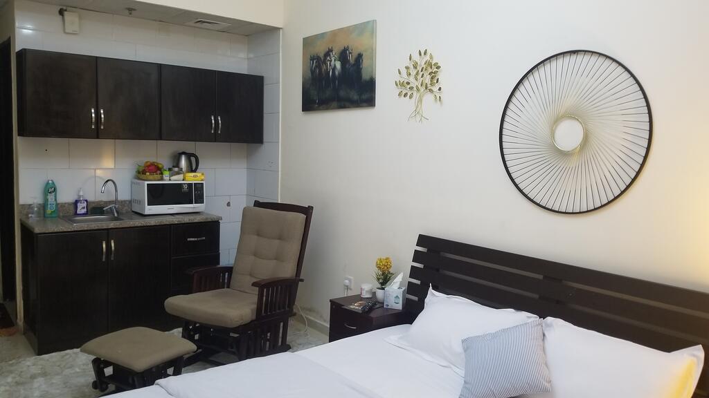 FAMILY FRIEND GUEST Room - thumb 2