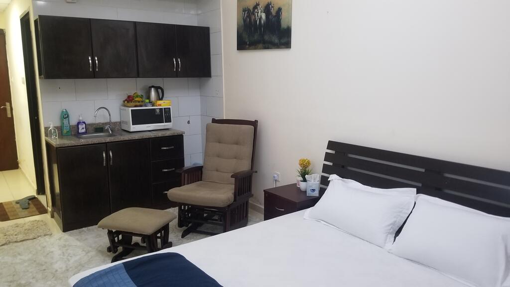 FAMILY FRIEND GUEST Room - thumb 3