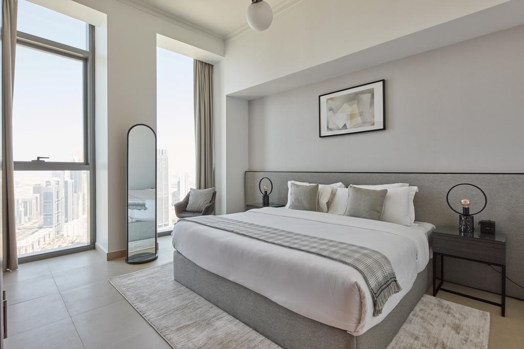 Fantastay- Burj Vista 03 BR Plus Maids Apartment - thumb 6