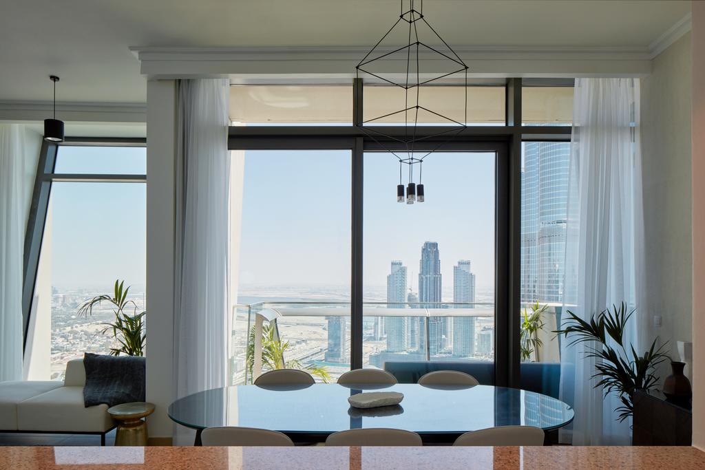 Fantastay- Burj Vista 03 BR Plus Maids Apartment - thumb 4