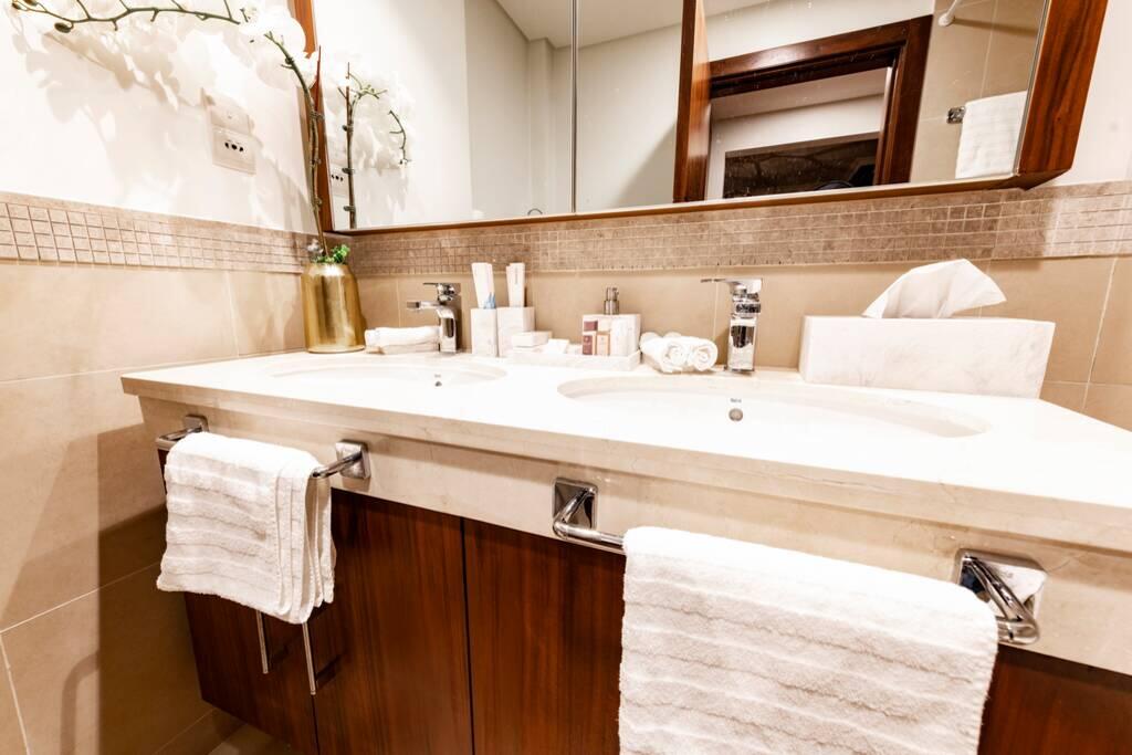 FIRST CLASS 3BR With Full BURJ KHALIFA And FOUNTAIN VIEW - thumb 7