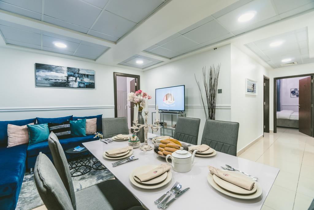 A C Pearl Holiday Homes - Pristine Marina View Apartment - thumb 5