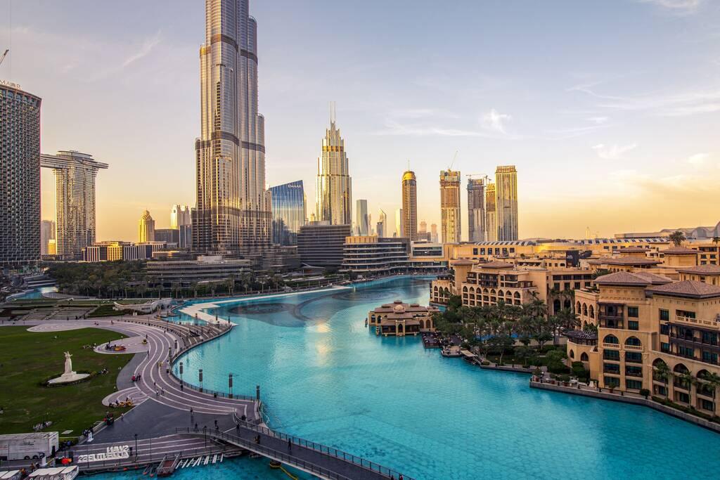 FIRST CLASS 3BR With Full BURJ KHALIFA VIEW - thumb 0