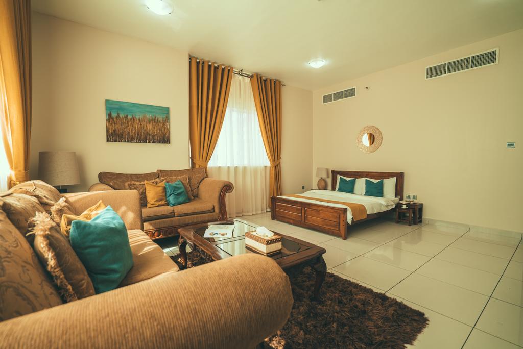 A C Pearl Holiday Homes - Sea View 2 Bedroom Apartment - thumb 3