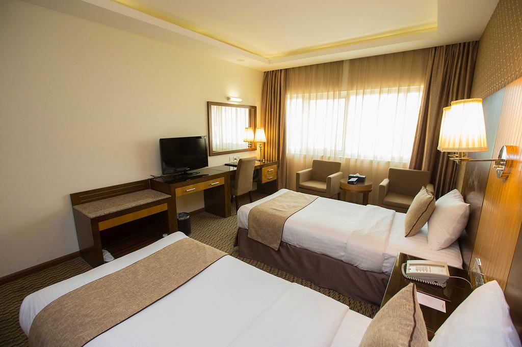 Fortune Plaza Hotel, Dubai Airport - thumb 4