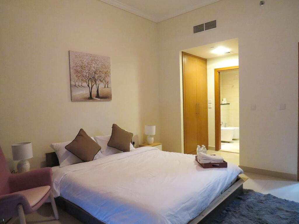 A Cozy & Chic 1 BR Apartment In Dubai Marina - thumb 0