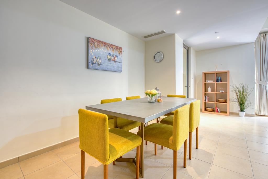 A Style Of Its Own Beachfront 2BR In JBR By Deluxe Holiday Homes - thumb 2