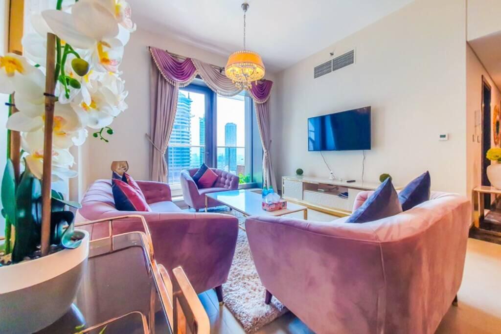 LUXURY FURNISHED 2 BEDROOM FULL MARINA VIEW - thumb 1