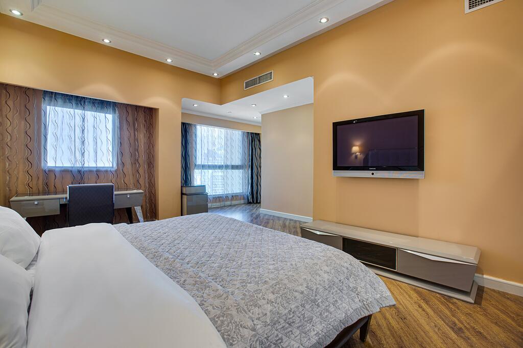 Luxury Sea View 2BD In JBR - thumb 5