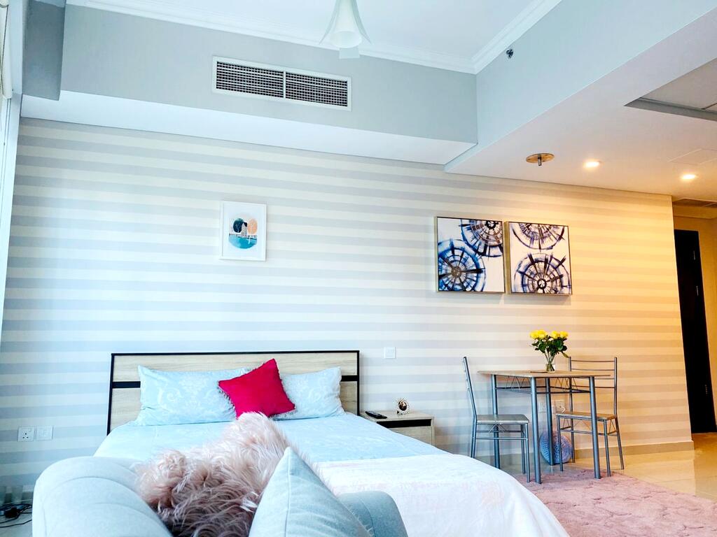 Luxury Studio Apartment With Full Dubai Marina Views - thumb 5