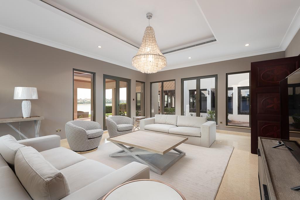 Maison Privee - 5 Star Villa W Private Pool And Beach On Palm Jumeirah - thumb 0