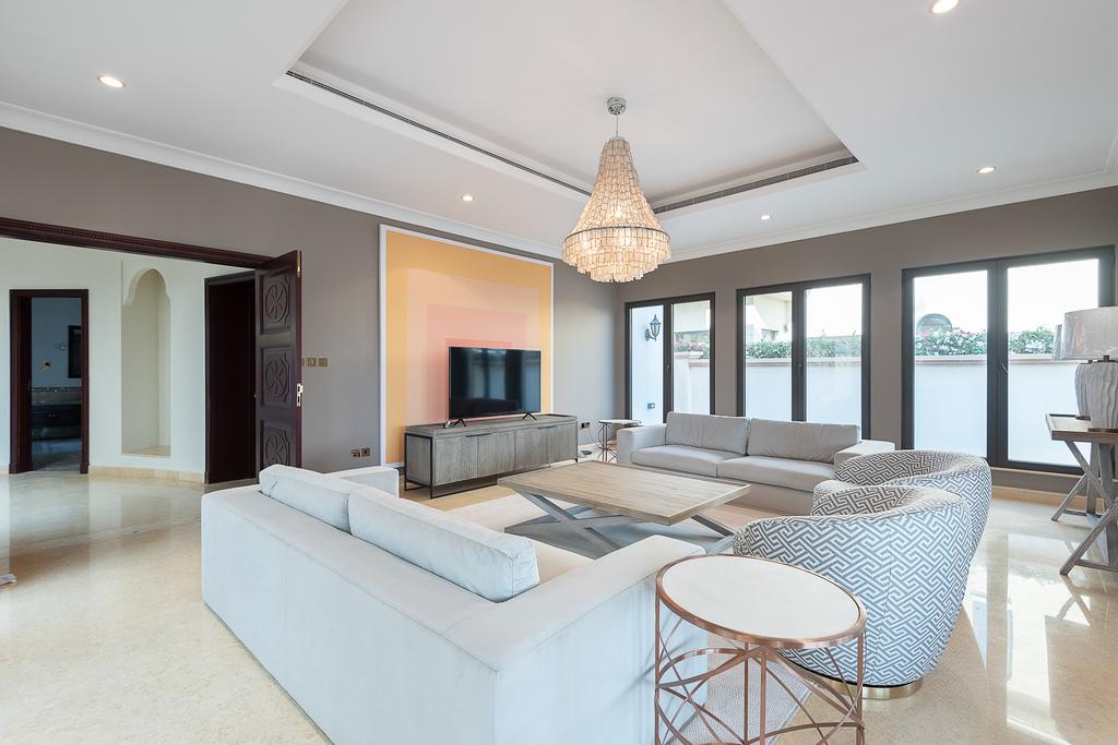 Maison Privee - 5 Star Villa W Private Pool And Beach On Palm Jumeirah - thumb 1