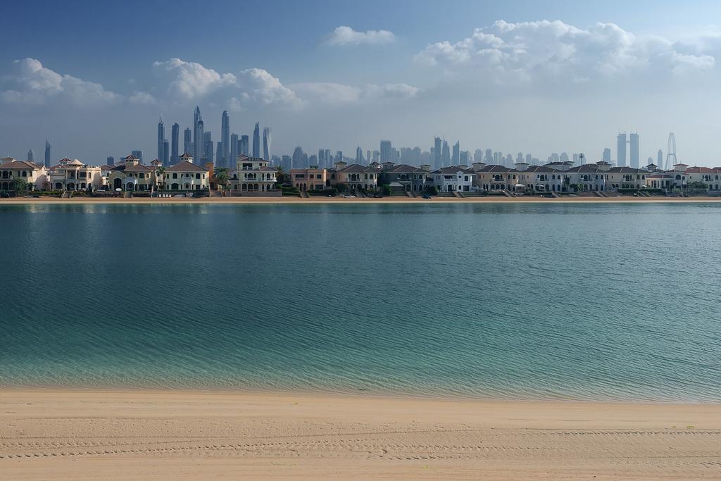Maison Privee - 5 Star Villa W Private Pool And Beach On Palm Jumeirah - thumb 2