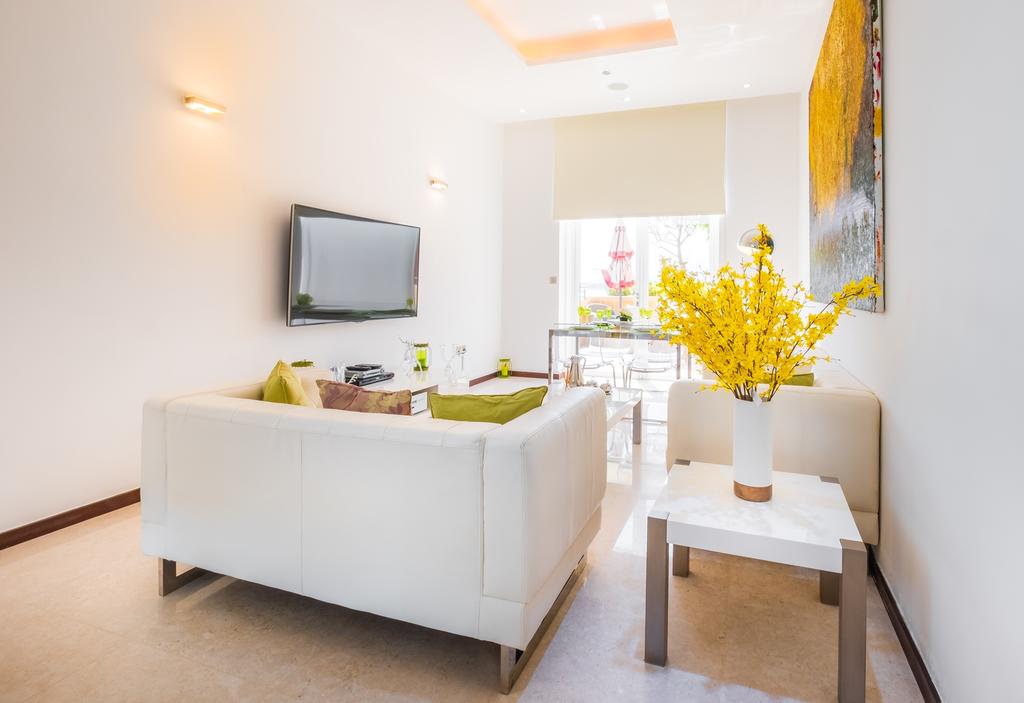 Maison Privee - Tiara Diamond - thumb 3